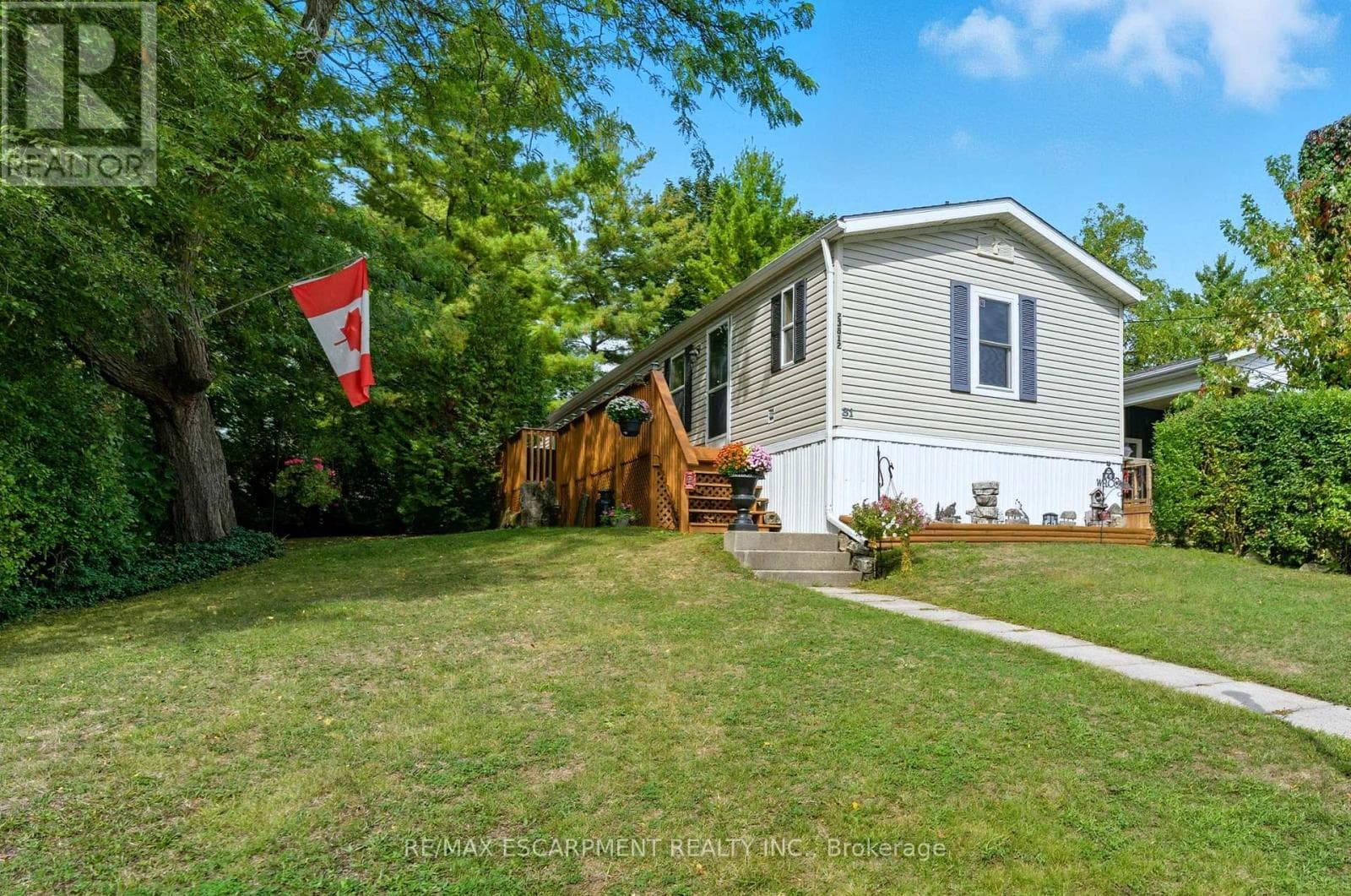 31 - 1294 8TH CONCESSION ROAD W in 1100