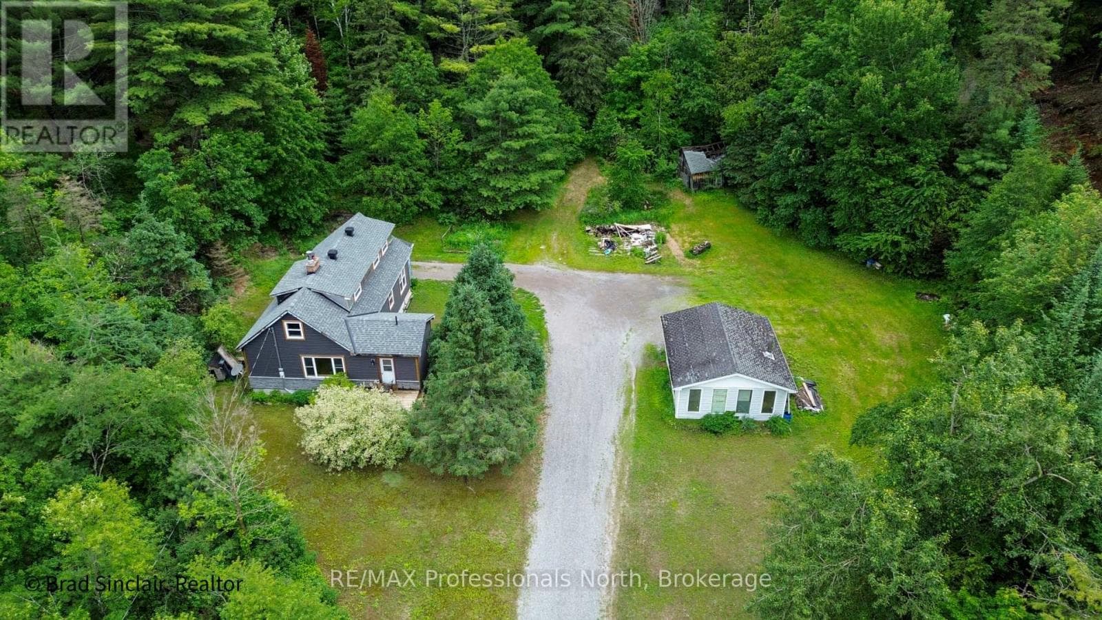 89 JACK LAKE ROAD — photo 2
