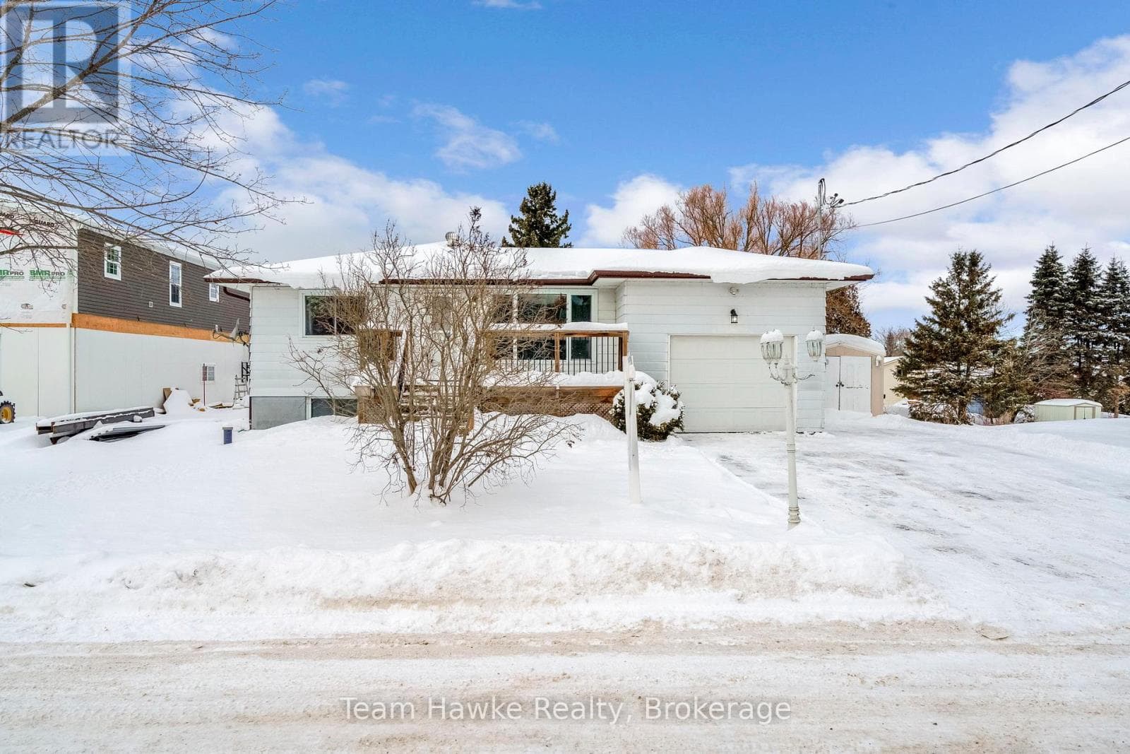 264 KINGFISHER AVENUE — photo 2