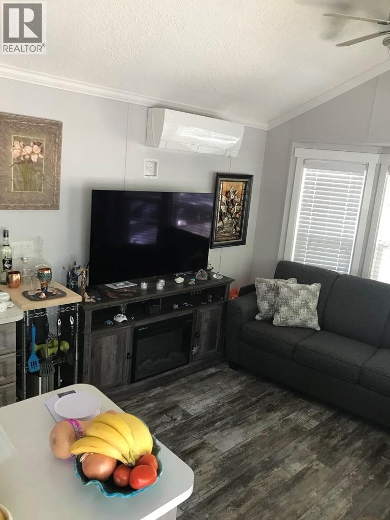 3980 Squilax Anglemont Road Unit# 35, Interior REALTORS® — photo 2