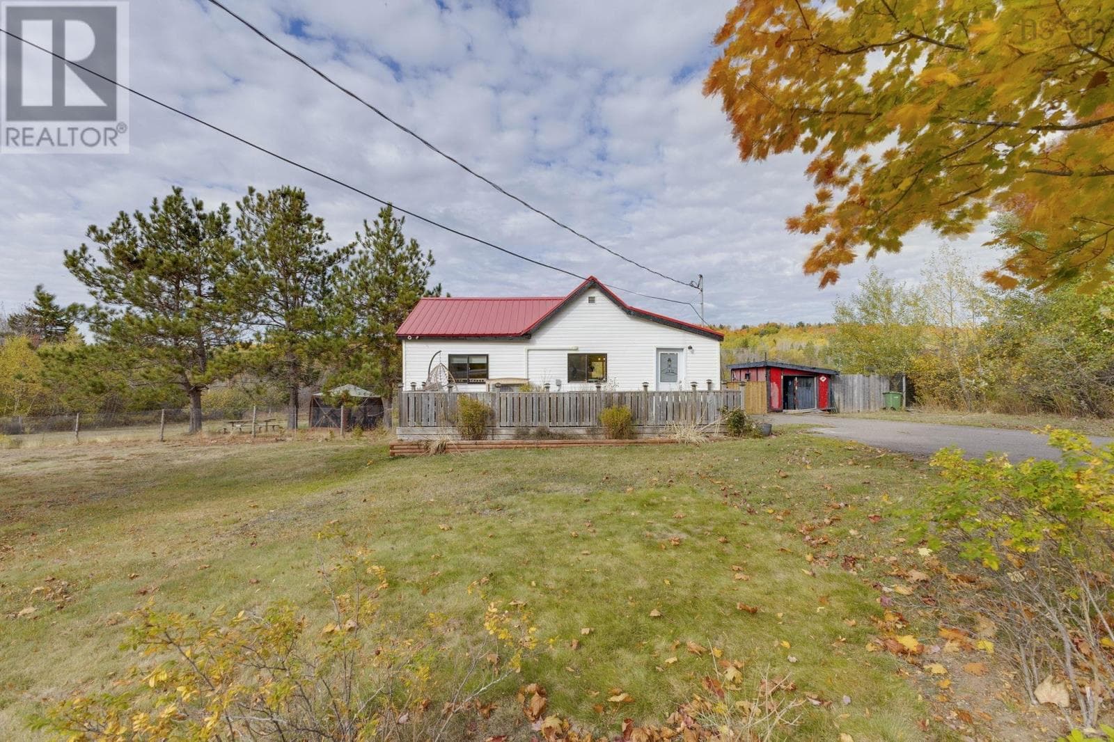 1329 HIGHWAY 321 — photo 2