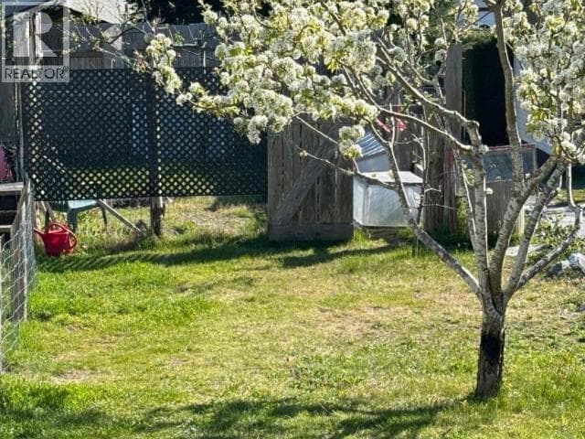 1990 WATERMAN AVENUE, Powell River — photo 3
