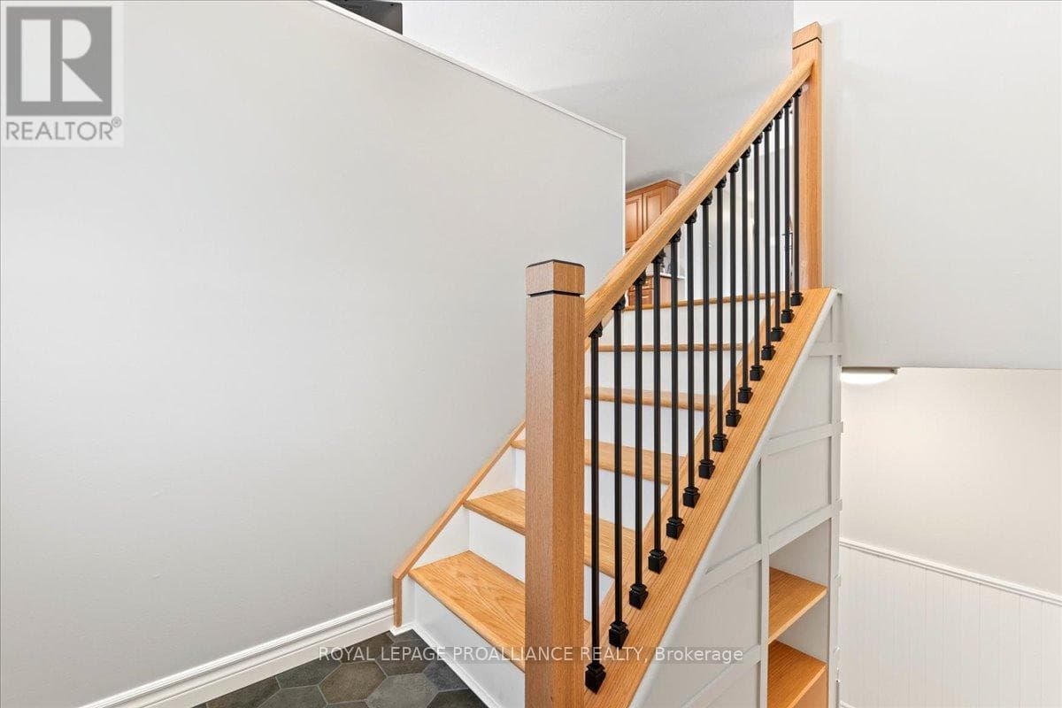 19 FLEMING ROAD, Central Lakes — photo 3