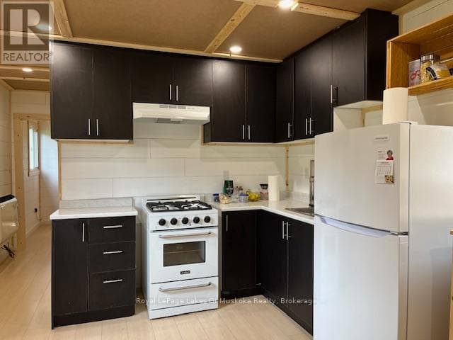 116 - 93 RYE ROAD, OnePoint — photo 5