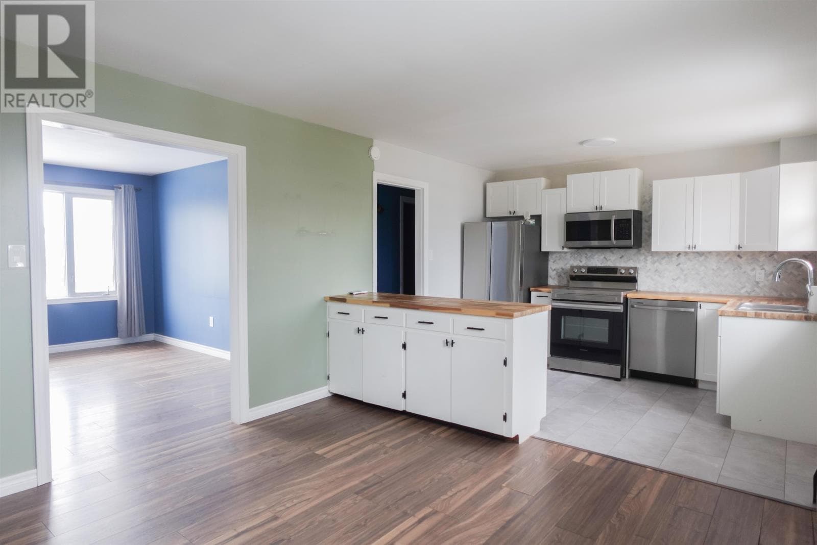 105 GLENAFTON DRIVE — photo 4