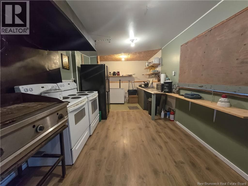 336 MACLAGGAN DRIVE — photo 4
