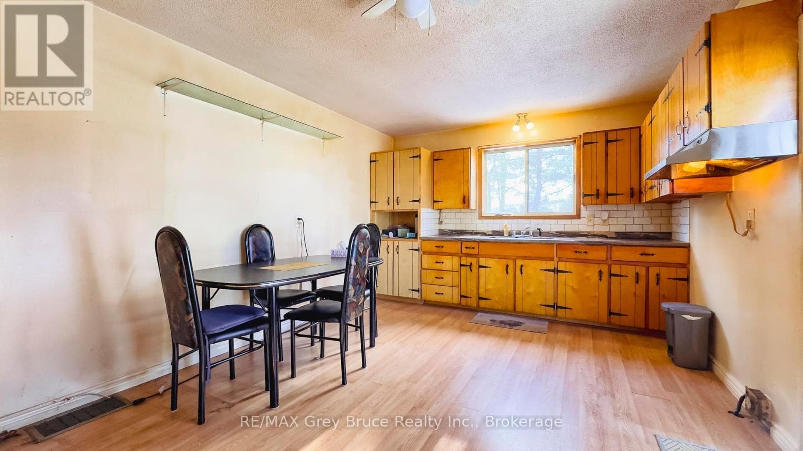 276 WEST STREET — photo 4