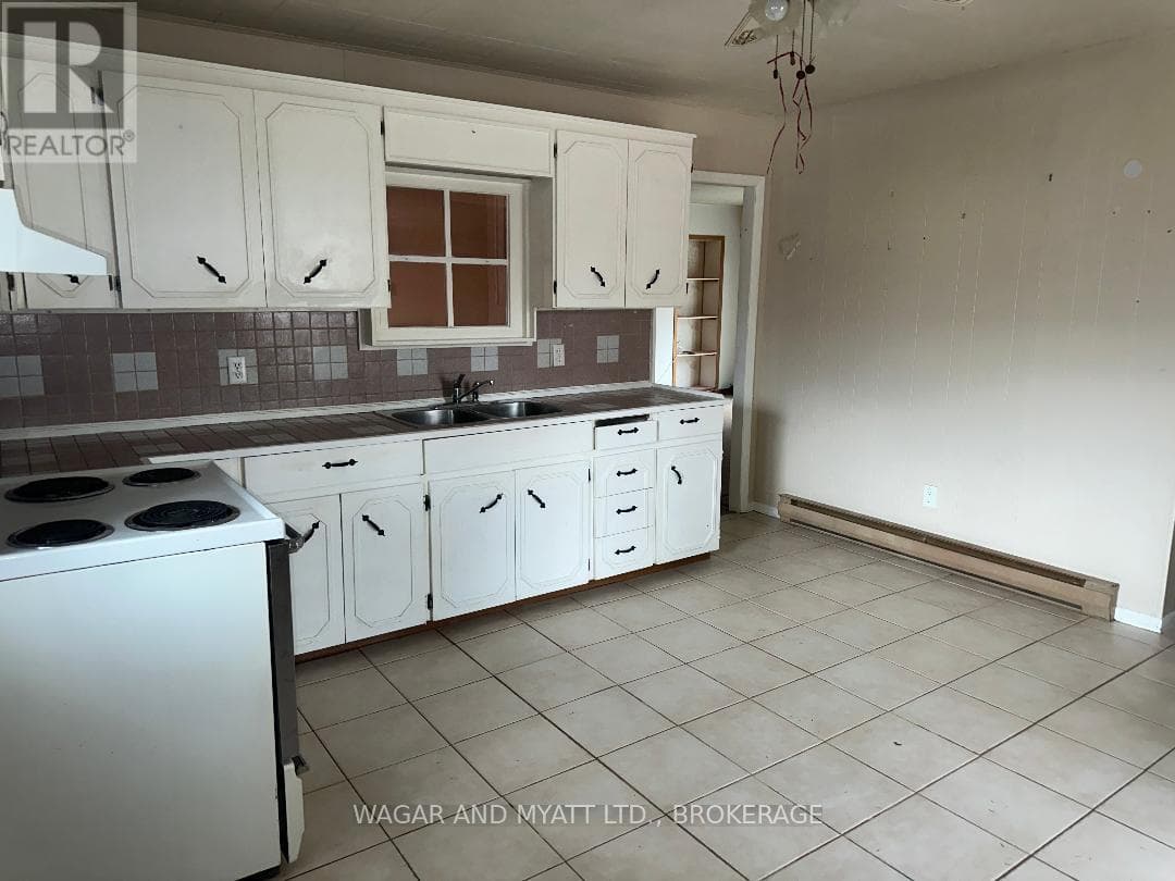172 RICHARD STREET, Kingston — photo 3