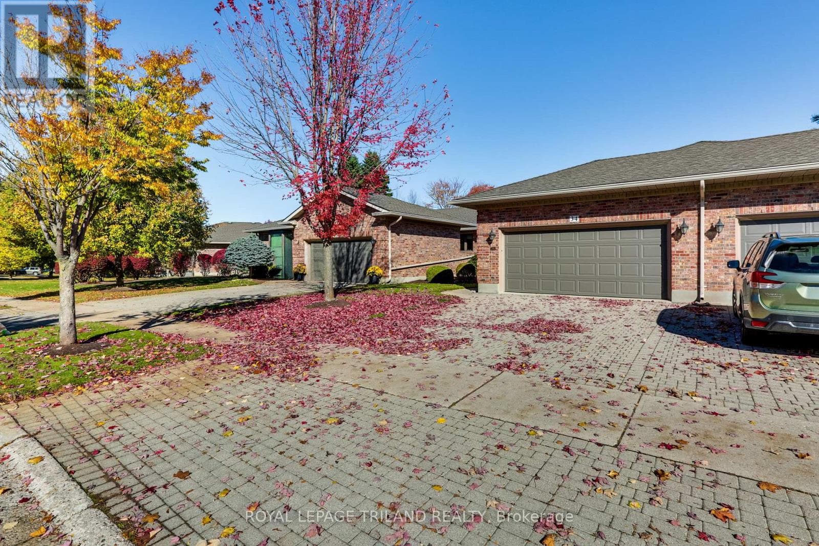34 - 30 DOON DRIVE — photo 2