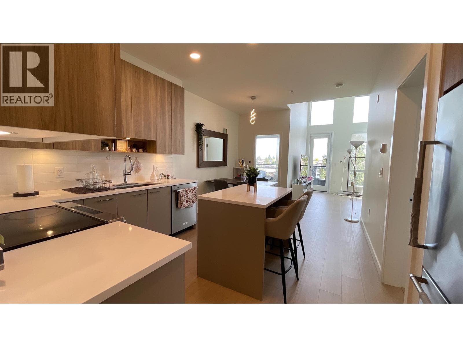 614 7599 15TH STREET in Stride Avenue