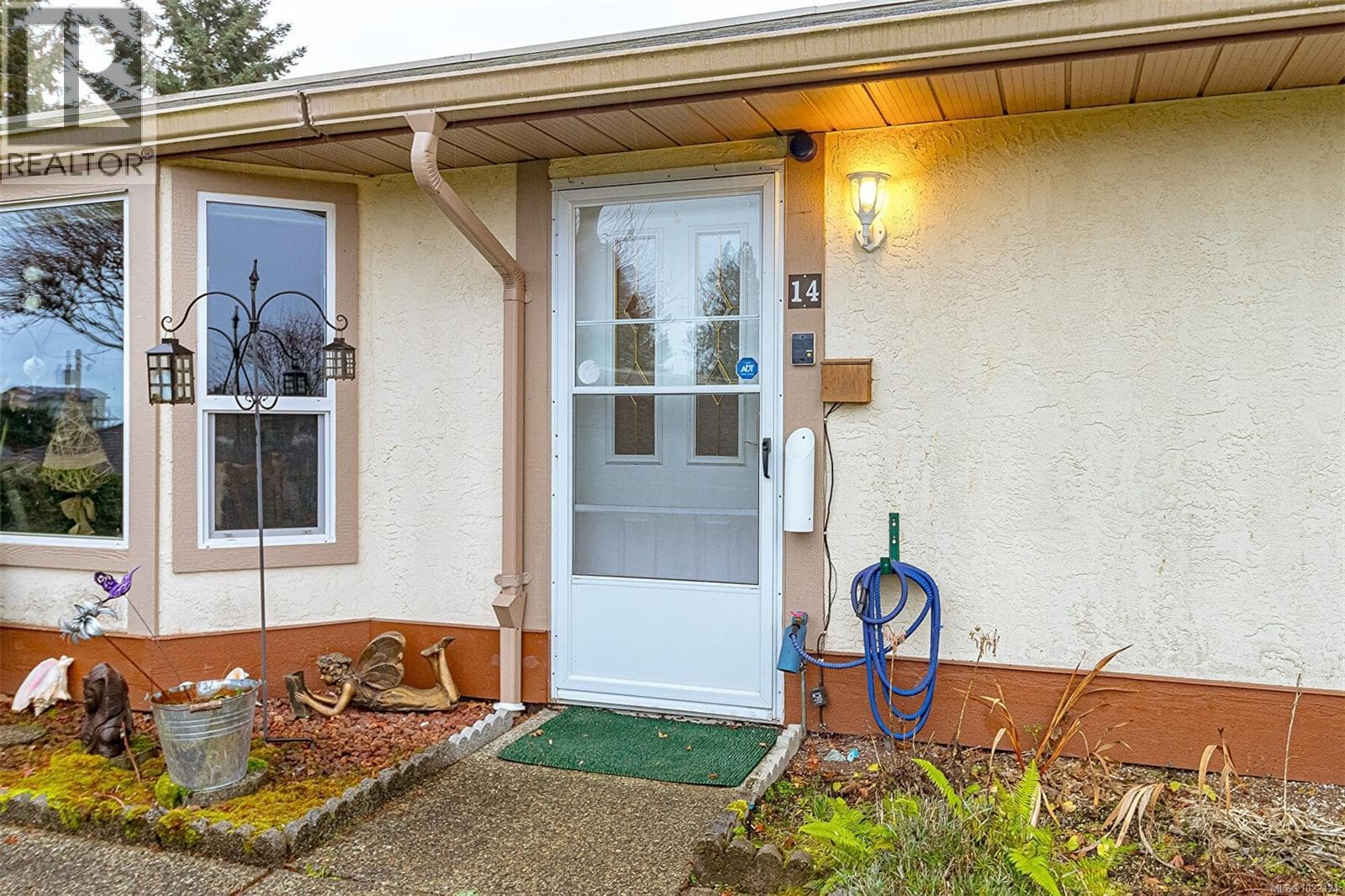 14 100 ABBEY LANE in 