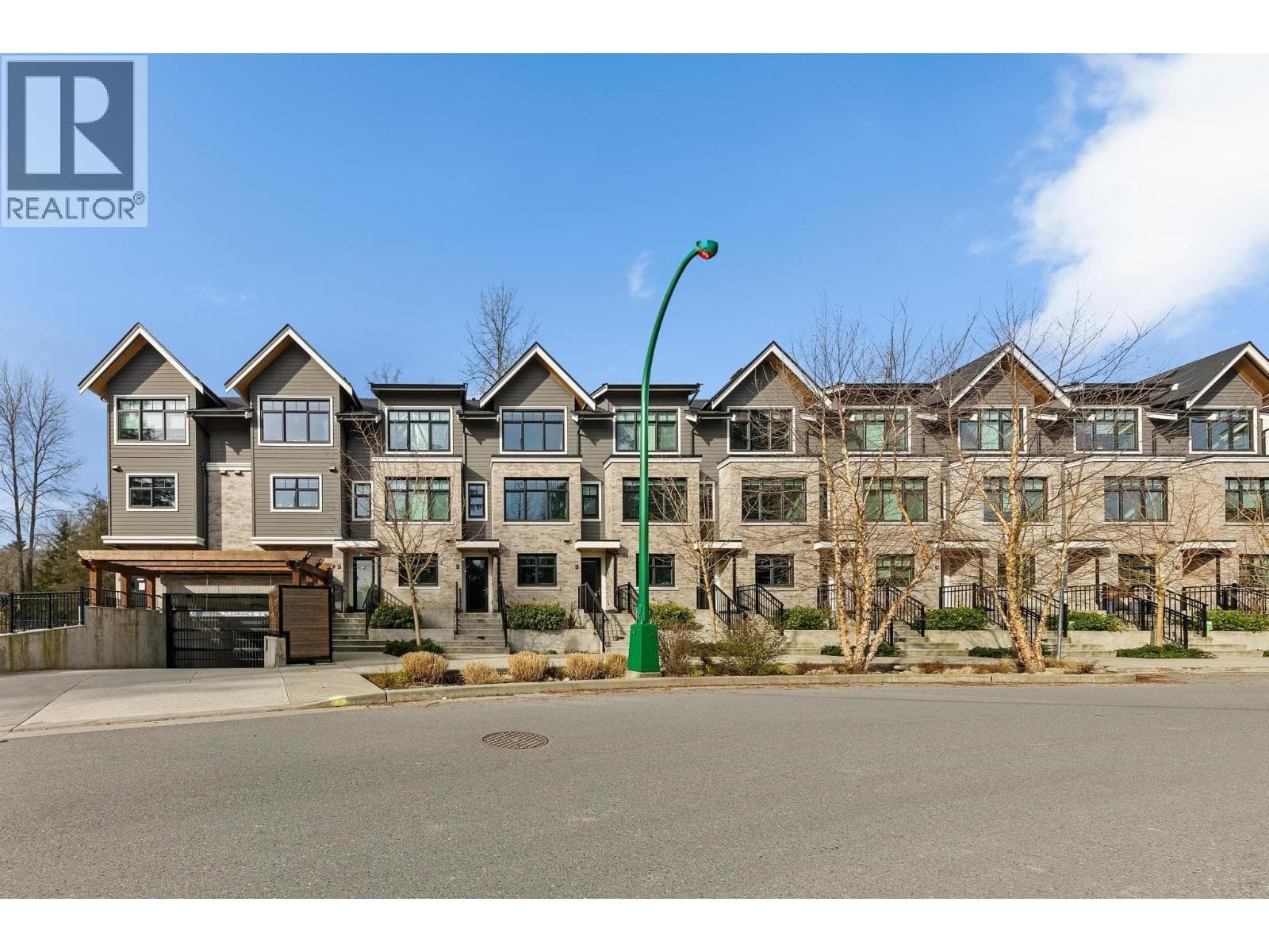 4 1960 GLENAIRE DRIVE, Greater Vancouver — photo 2