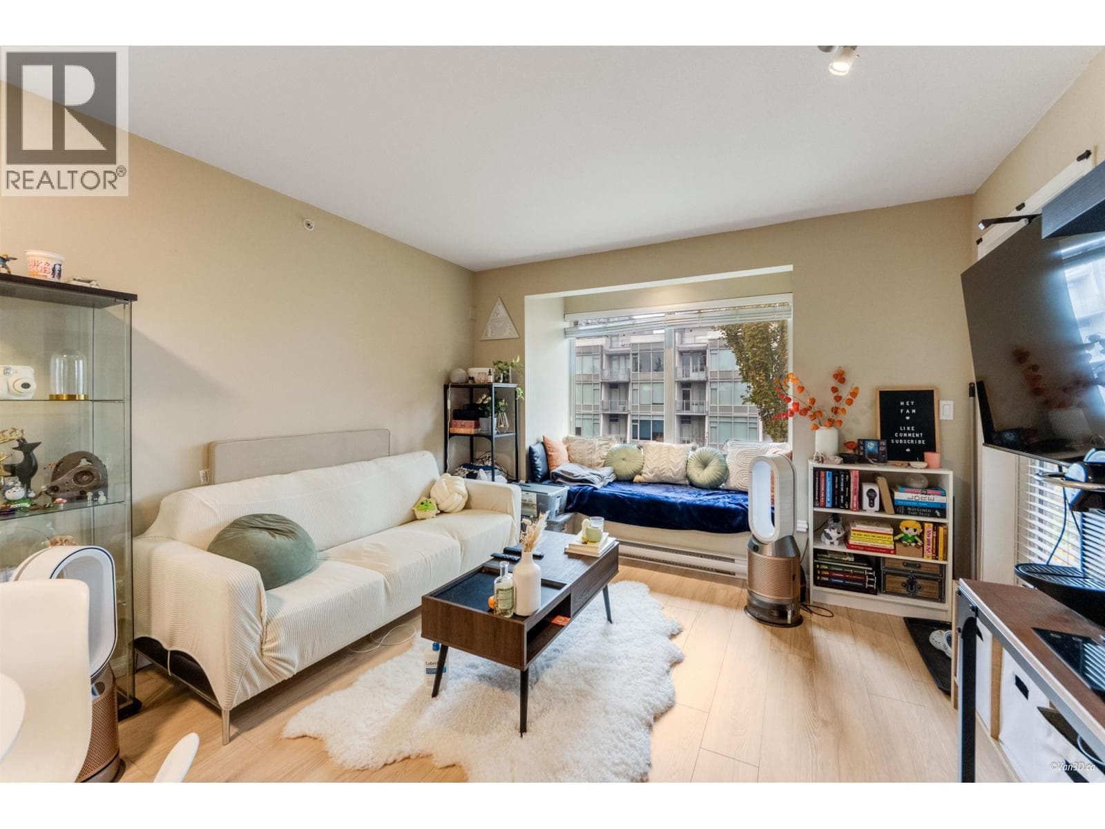 307 5000 IMPERIAL STREET, Greater Vancouver — photo 2