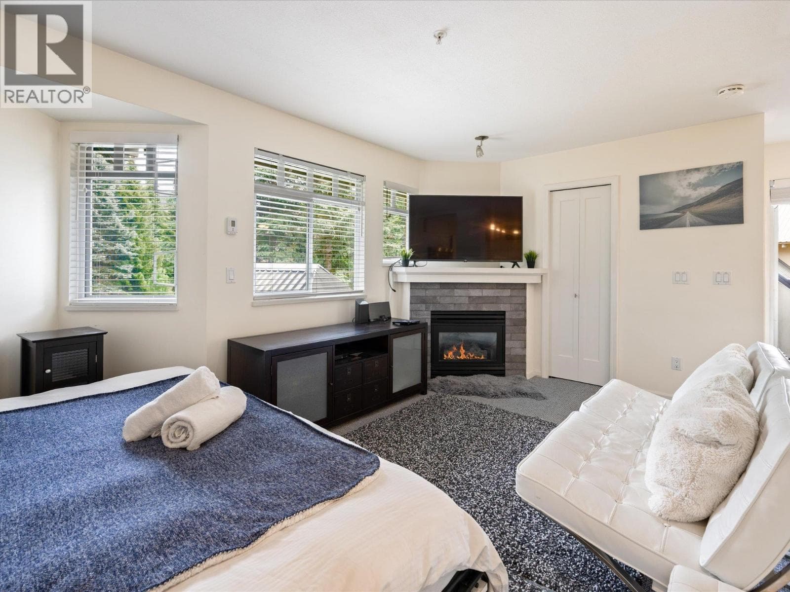73 4335 NORTHLANDS BOULEVARD — photo 3