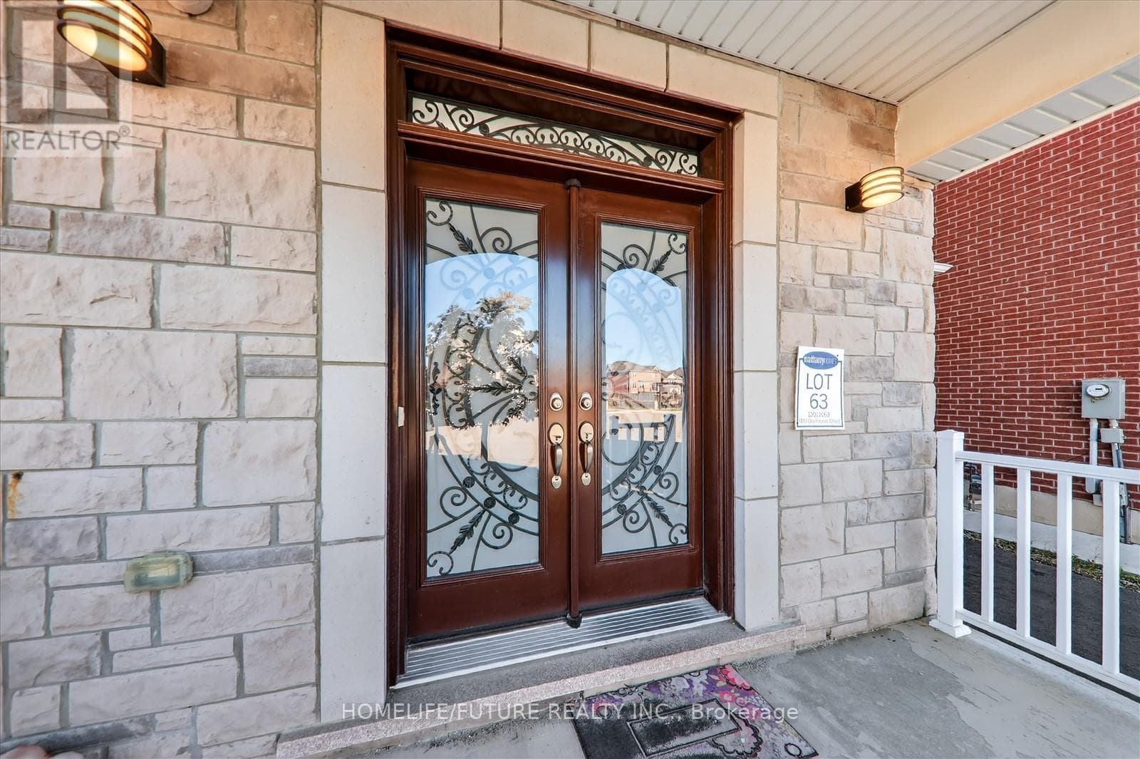 1010 DASHWOOD COURT — photo 4