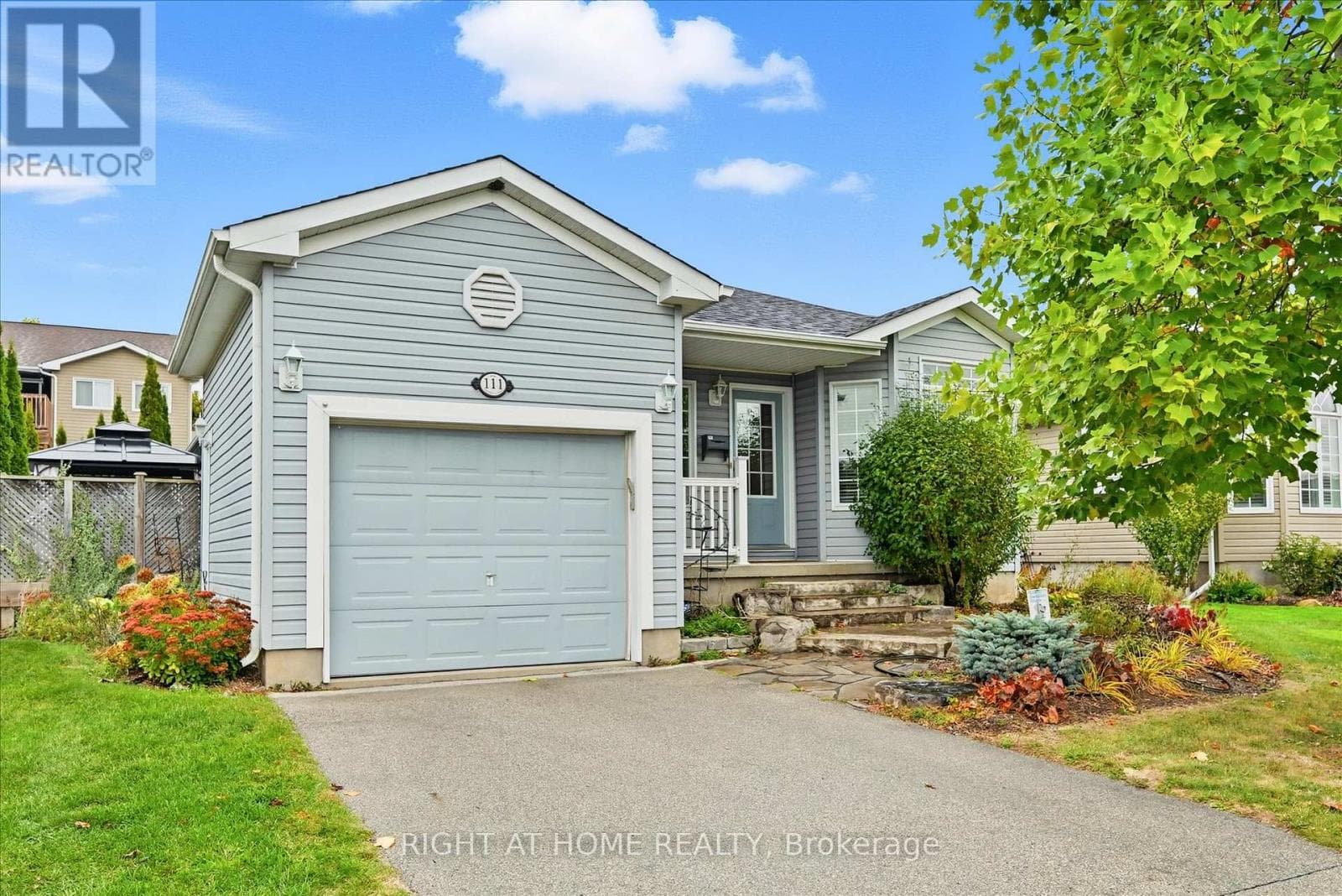 111 GRACEHILL CRESCENT in 1100