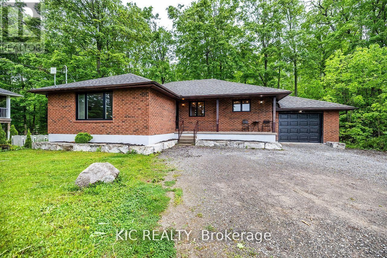 6 SUMCOT DRIVE — photo 2