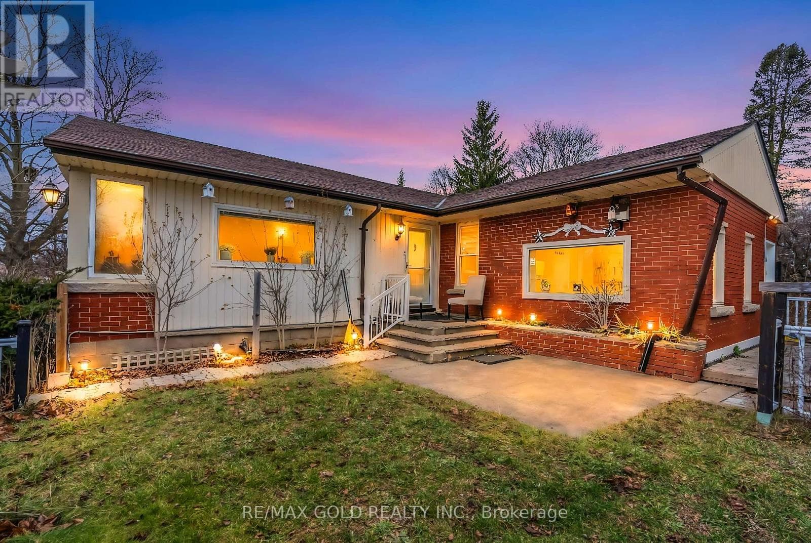 5921 SCOTT STREET in 