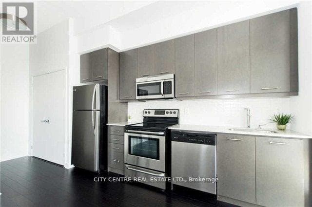 1801 - 365 PRINCE OF WALES DRIVE — photo 5