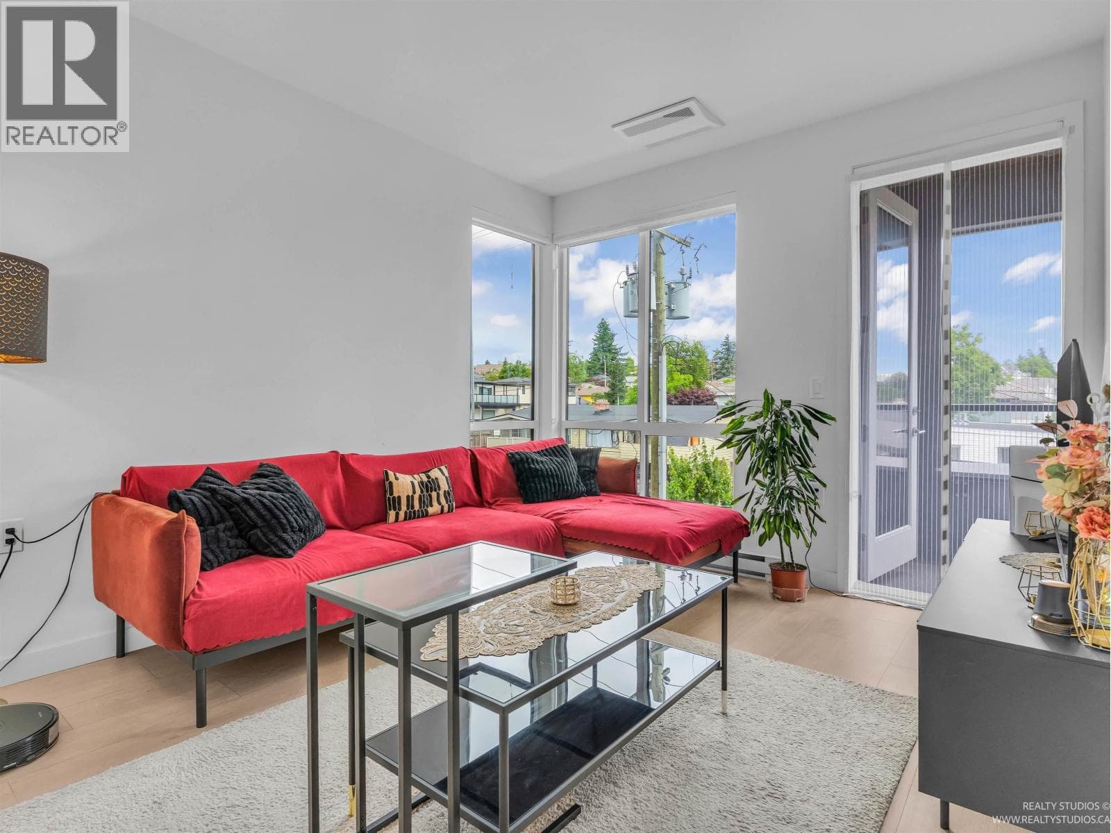307 7599 15 STREET, Greater Vancouver — photo 4