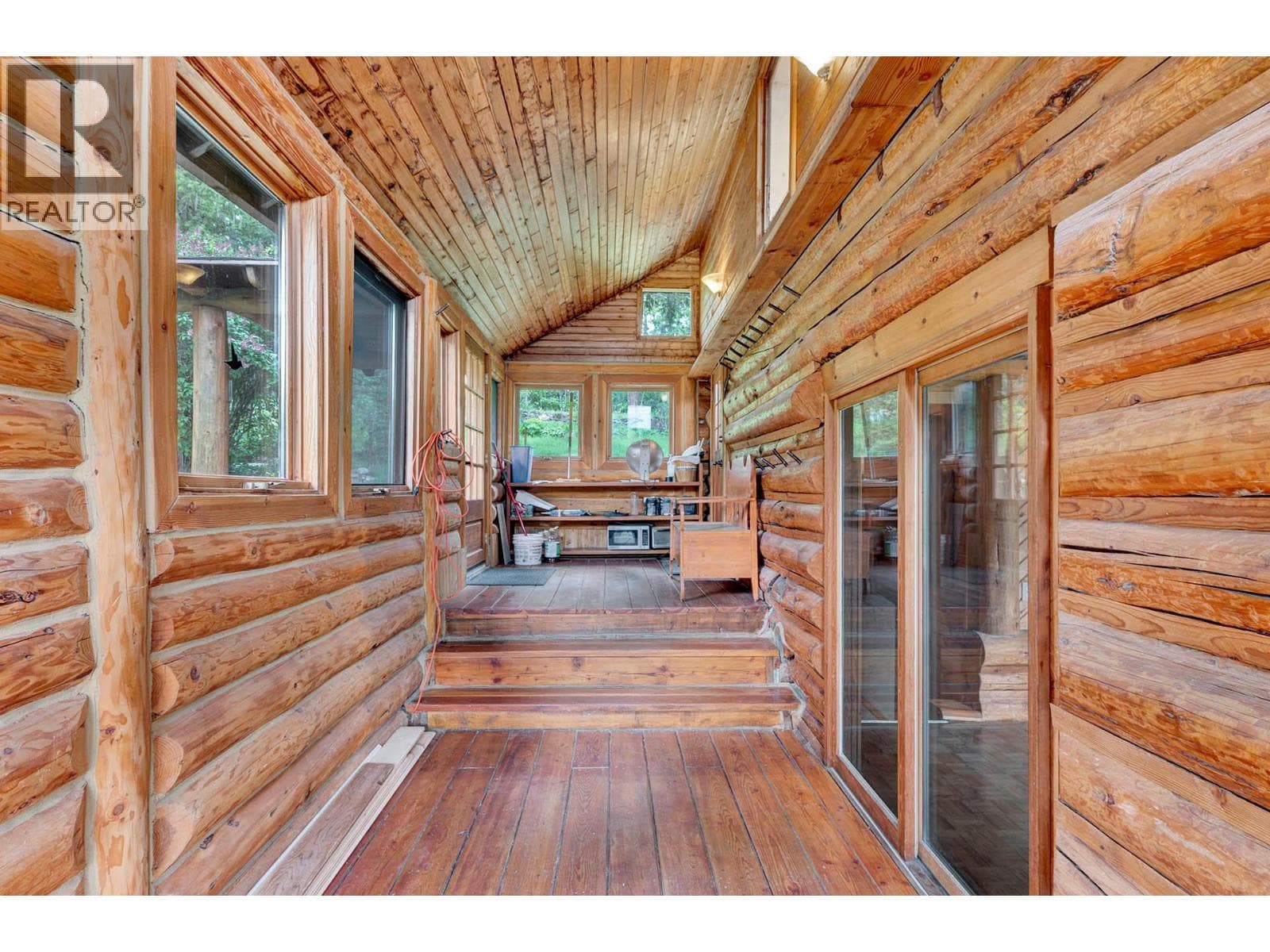 789 CANDLE CREEK ROAD, Interior REALTORS® — photo 4