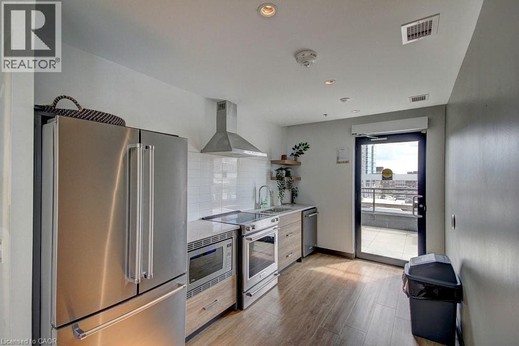60 WEST CHARLES STREET WEST UNIT 1805 in Downtown Kitchener and Area