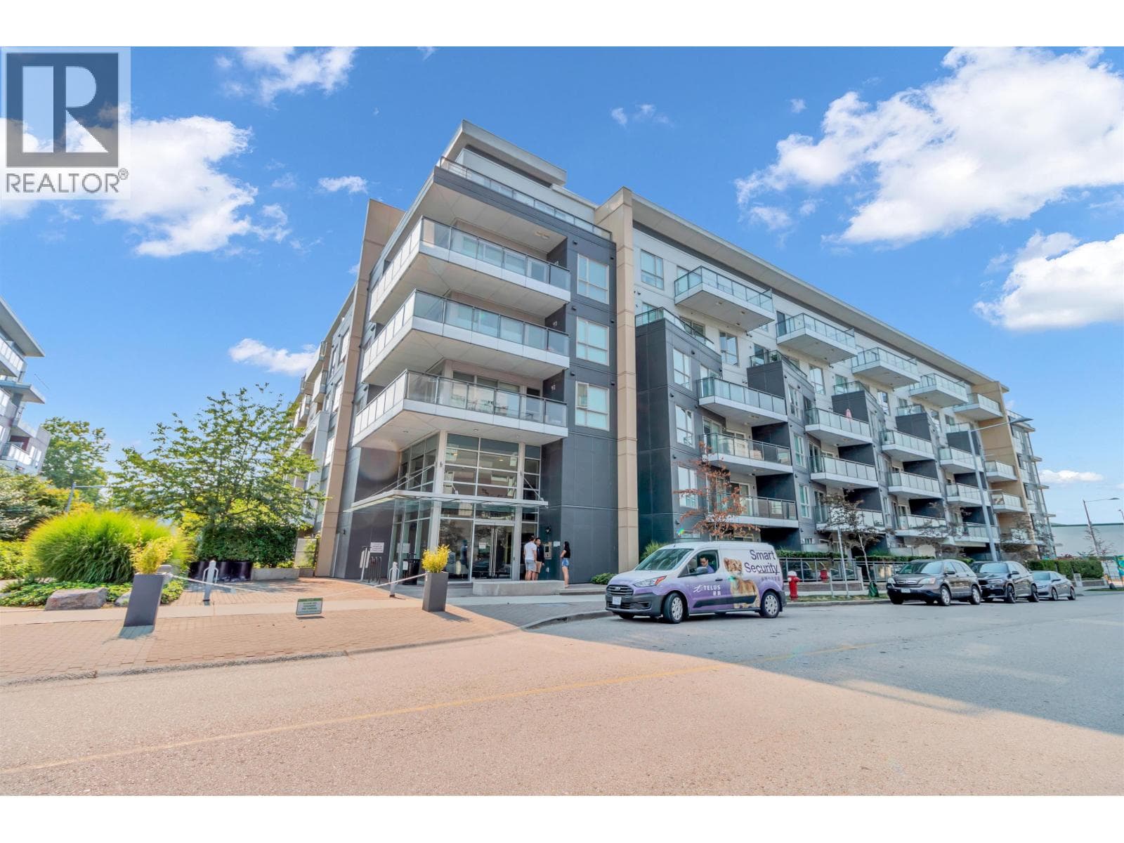 537 5311 CEDARBRIDGE WAY in City Centre