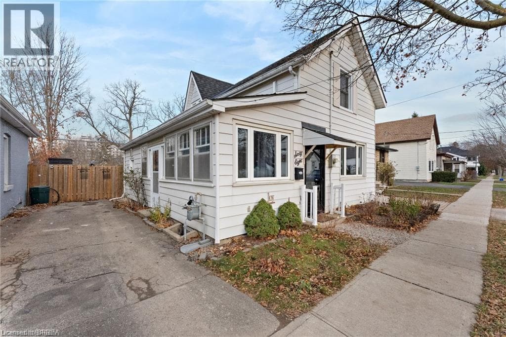 68 OAK STREET, Brantford — photo 5