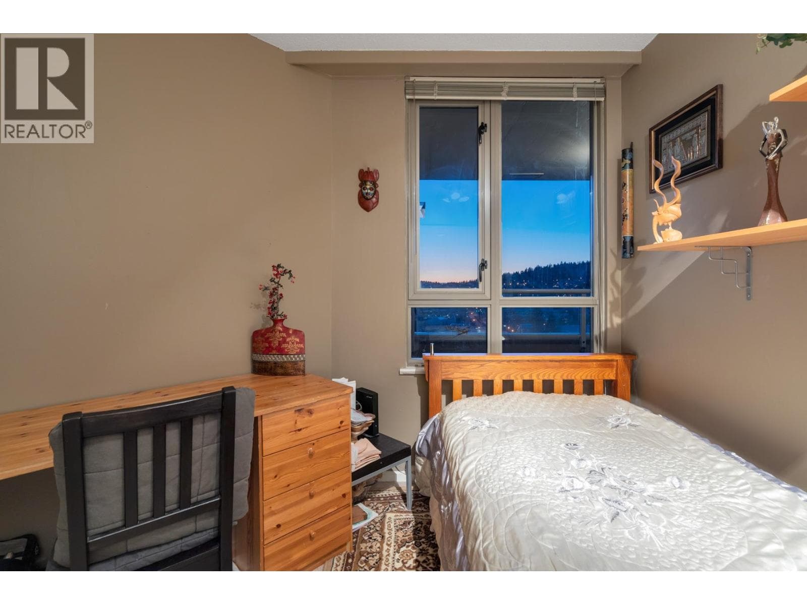 1502 3070 GUILDFORD WAY, Greater Vancouver — photo 4