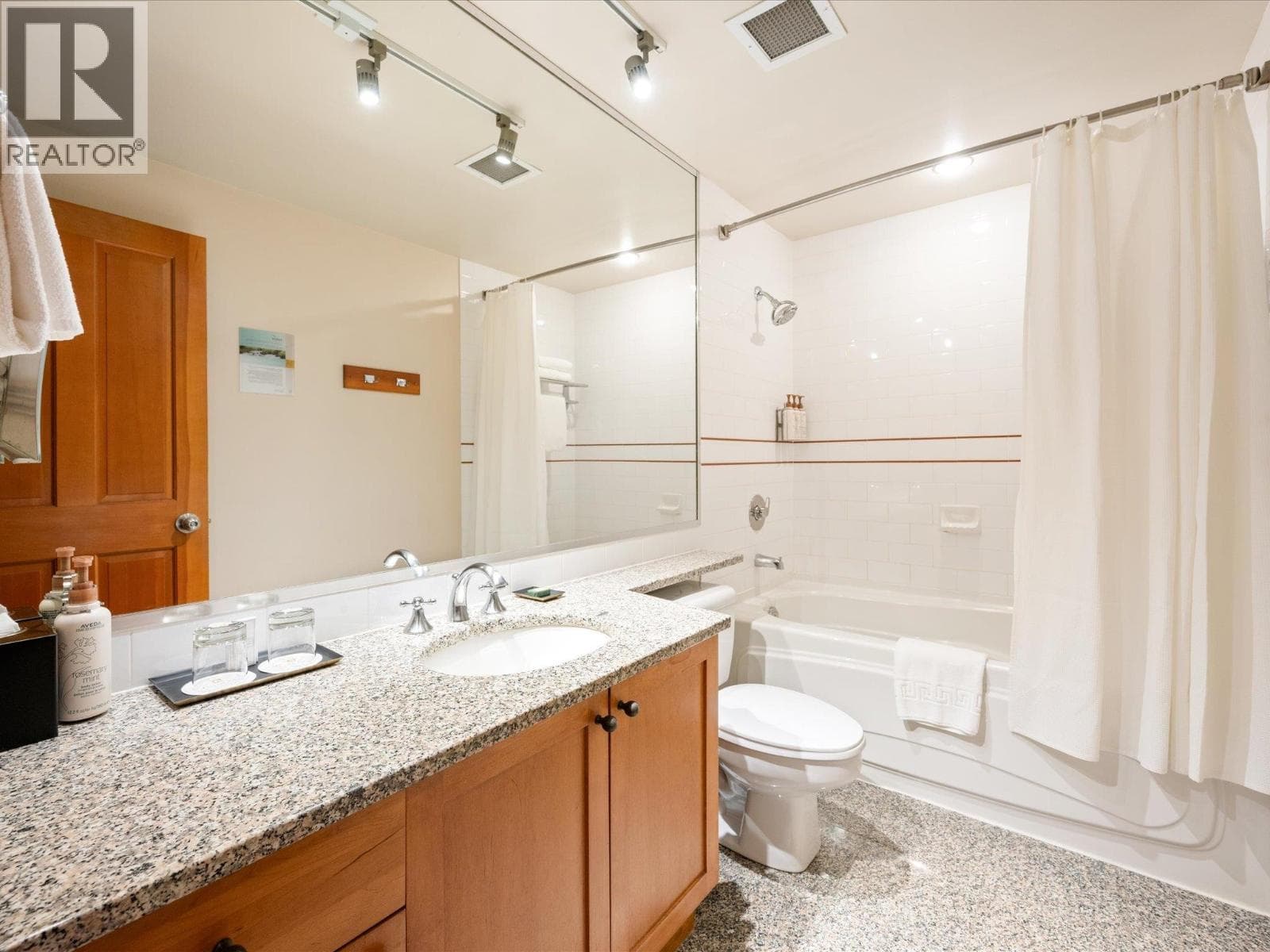 514 4320 SUNDIAL CRESCENT, Greater Vancouver — photo 4