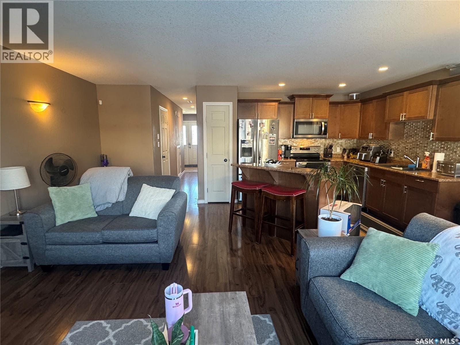 3 360 Studer STREET in 