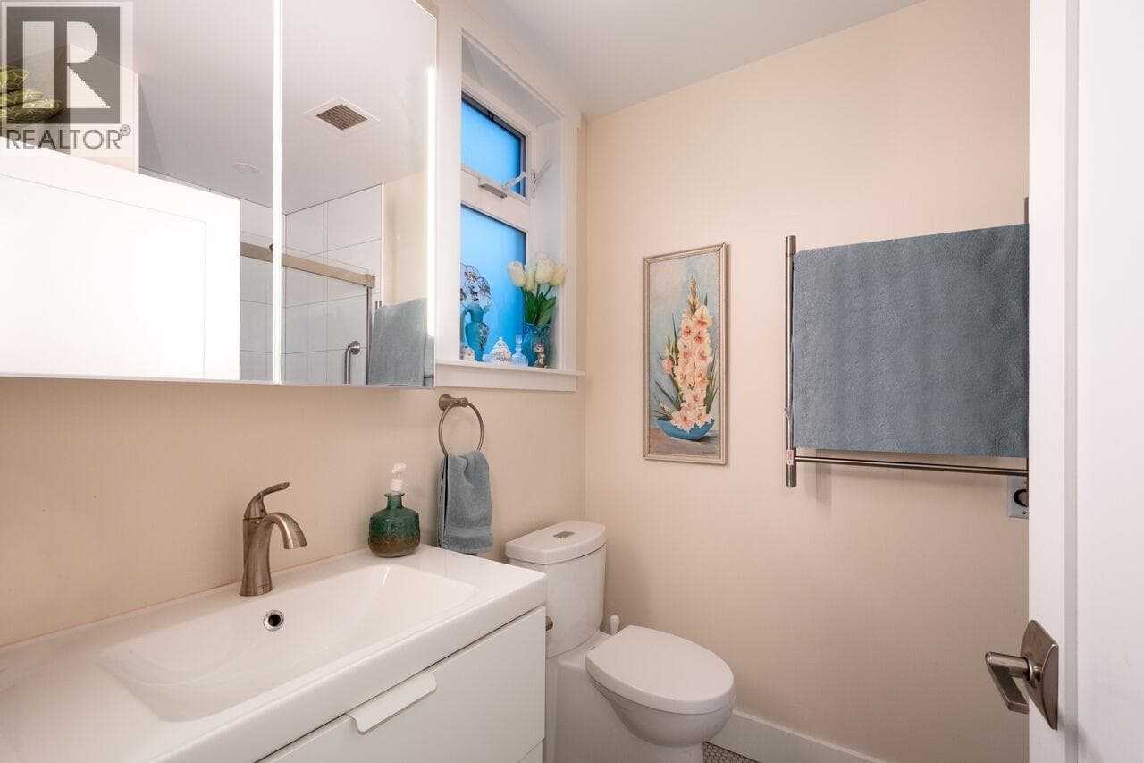 1078 FOXGLOVE LANE, Greater Vancouver — photo 3