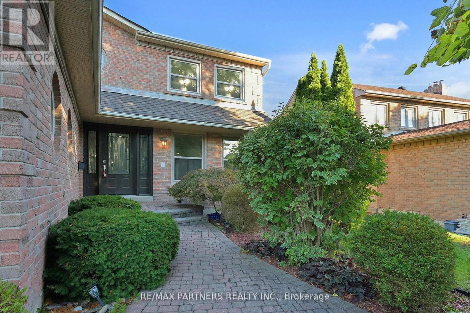 82 FERNDELL CIRCLE — photo 3
