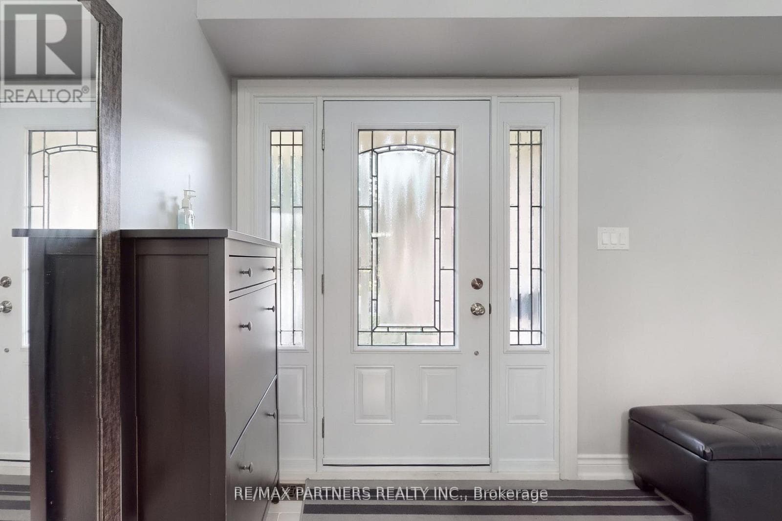 82 FERNDELL CIRCLE — photo 5