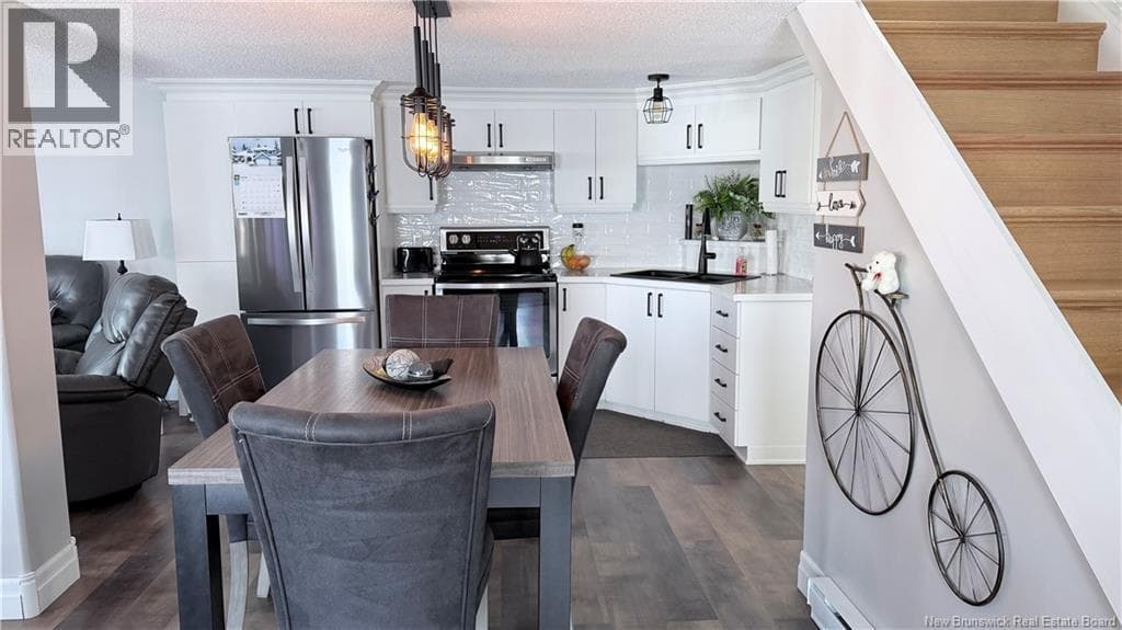 15 Ringuette Road — photo 3