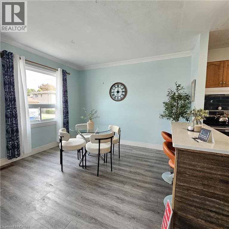 25 AUGUSTA AVENUE — photo 4