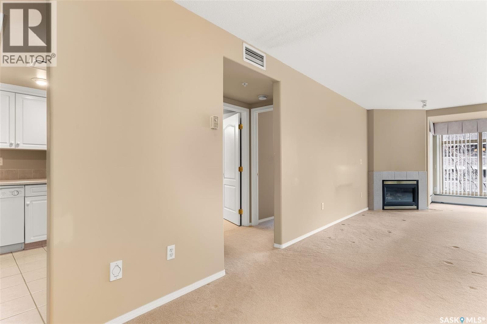 323 2330 Hamilton STREET — photo 3