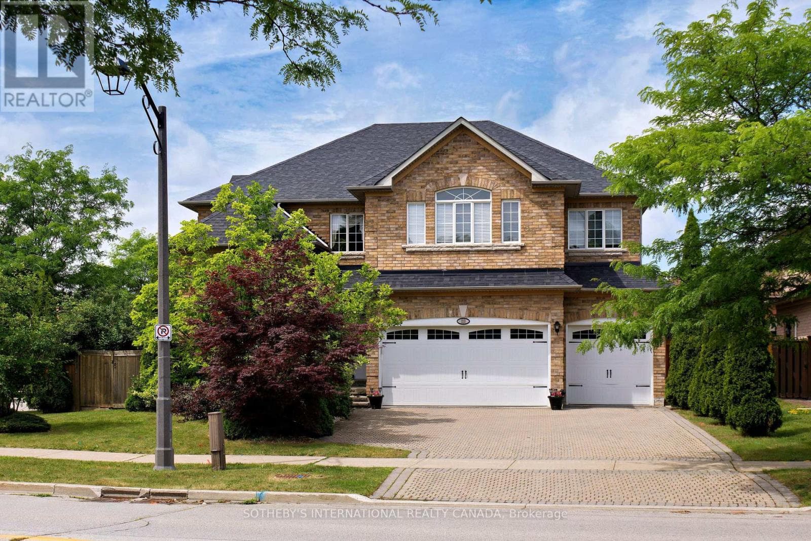 110 VELMAR DRIVE in Woodbridge North