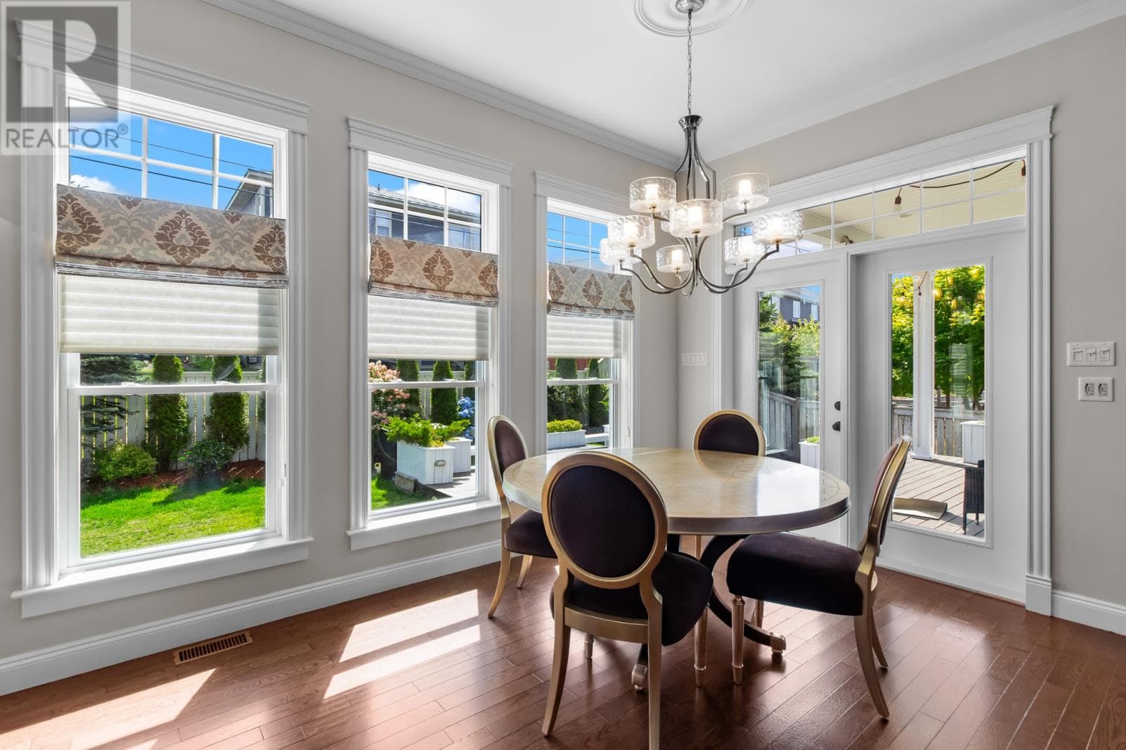 27 Stonebridge Place in Eastmeadows