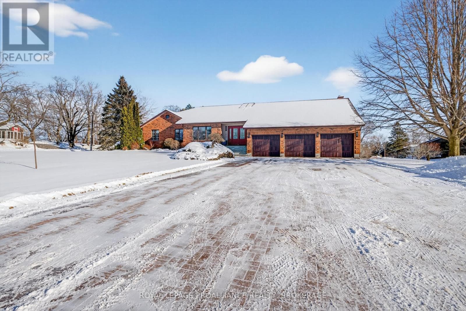 1673 ST LAWRENCE AVENUE — photo 3