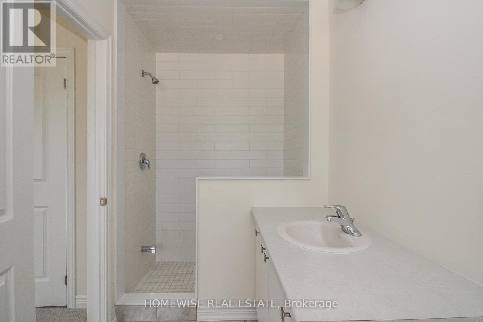 227 ASH STREET — photo 4