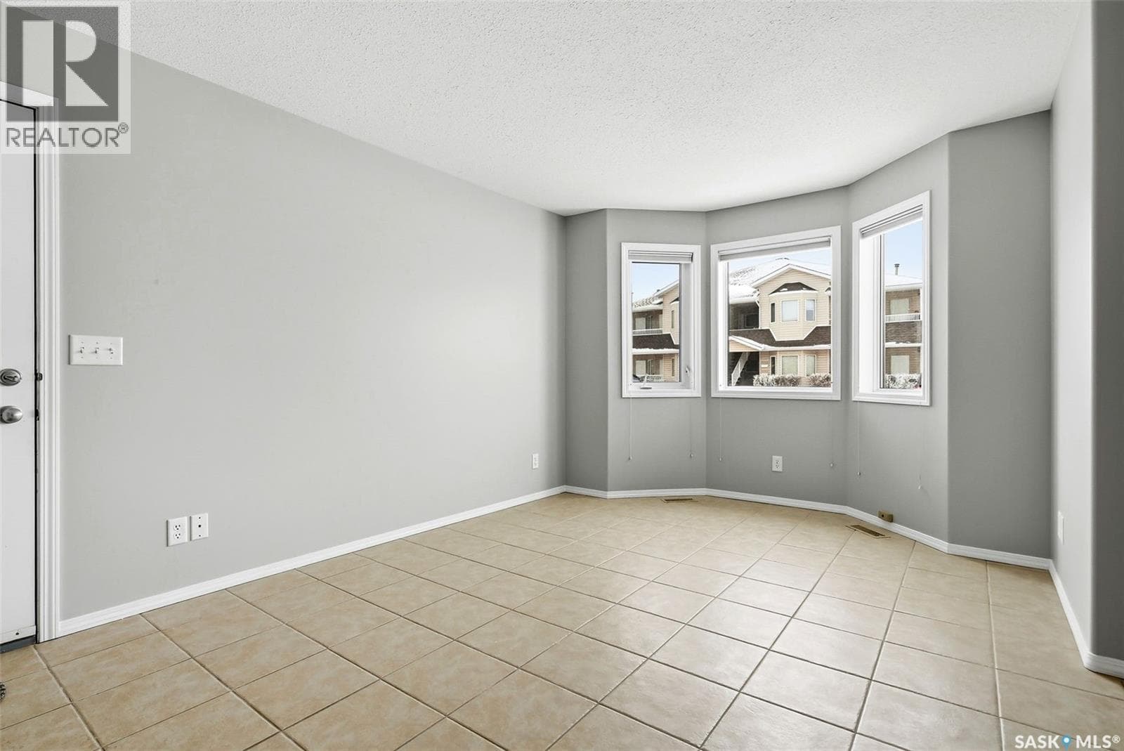 4110 EAST BUCKINGHAM DRIVE — photo 4