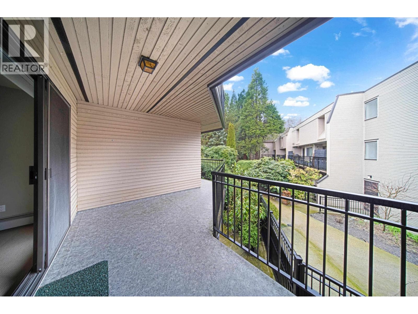 320 1385 DRAYCOTT ROAD — photo 4