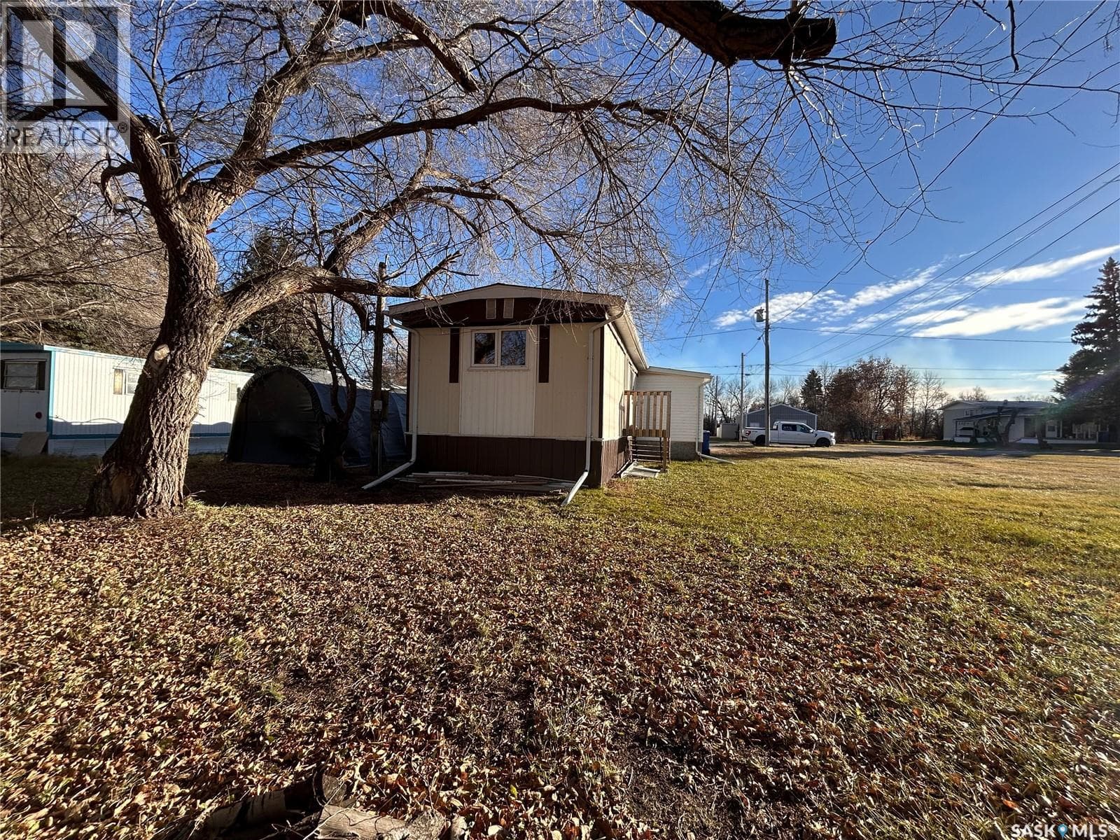 211 Railway AVENUE — photo 5