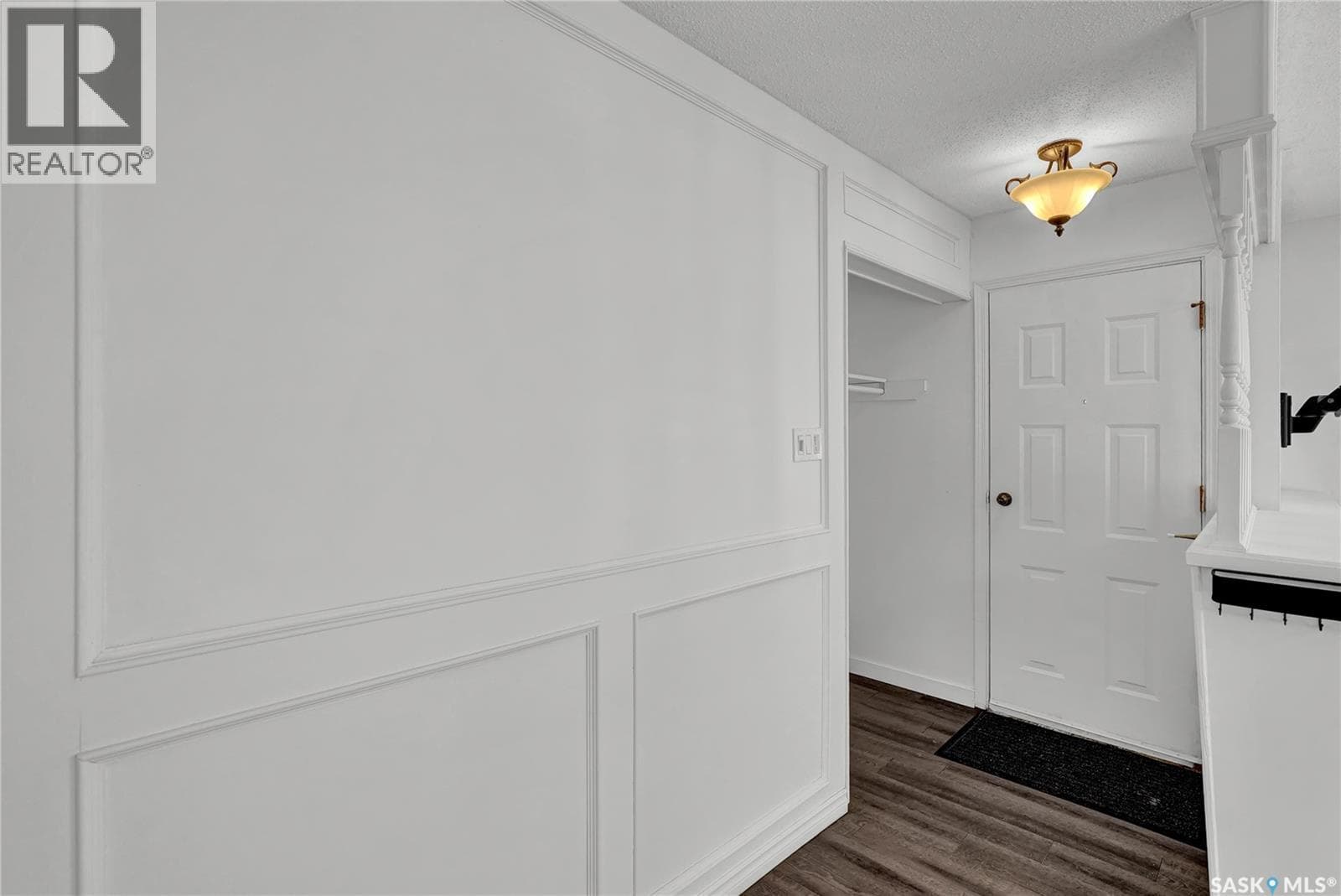5340 7TH AVENUE NORTH — photo 3