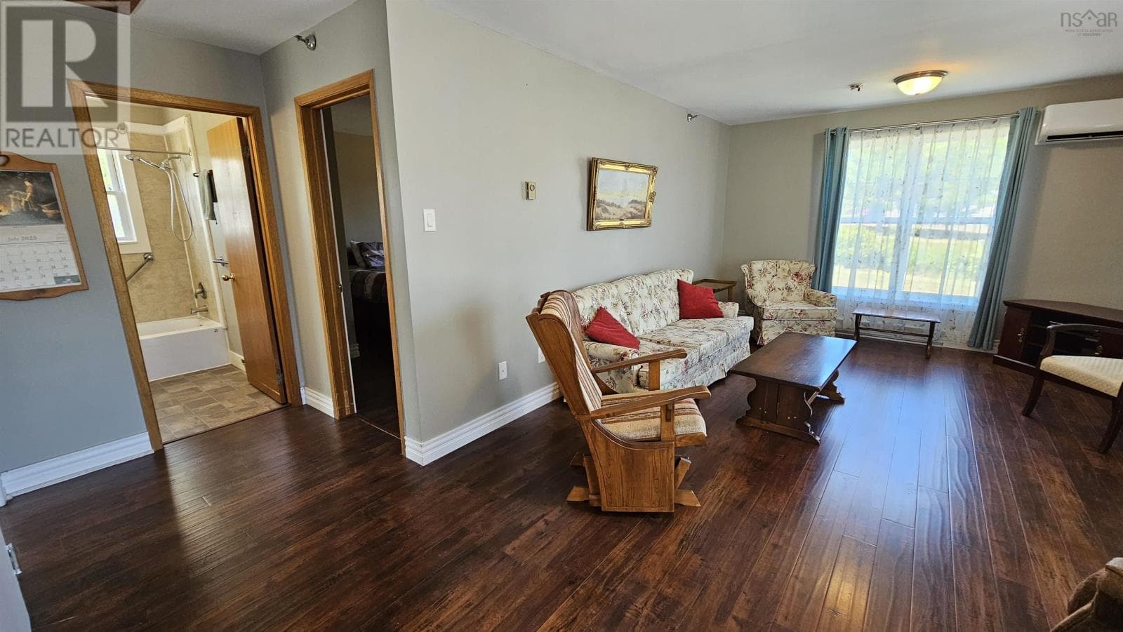 1066 HIGHWAY 2 — photo 3