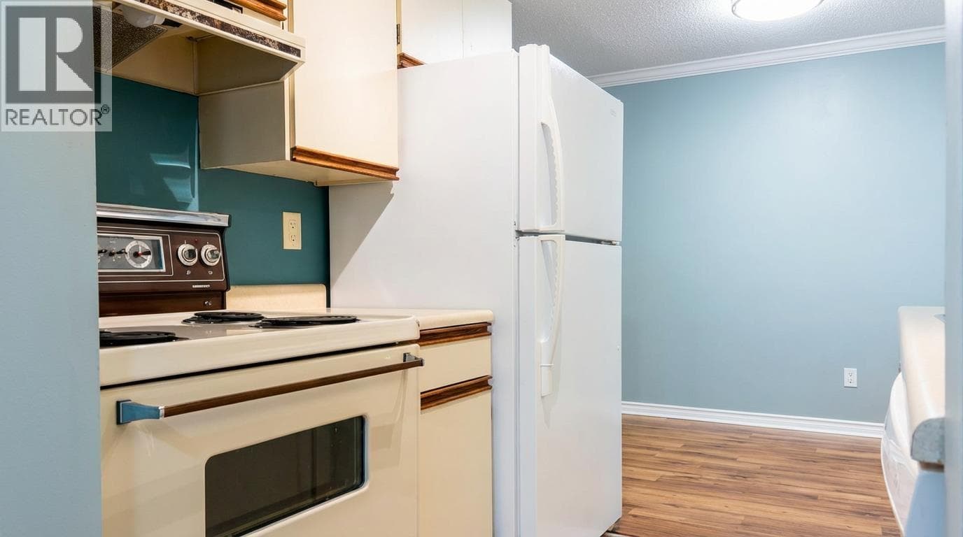 213 1195 PIPELINE ROAD — photo 3