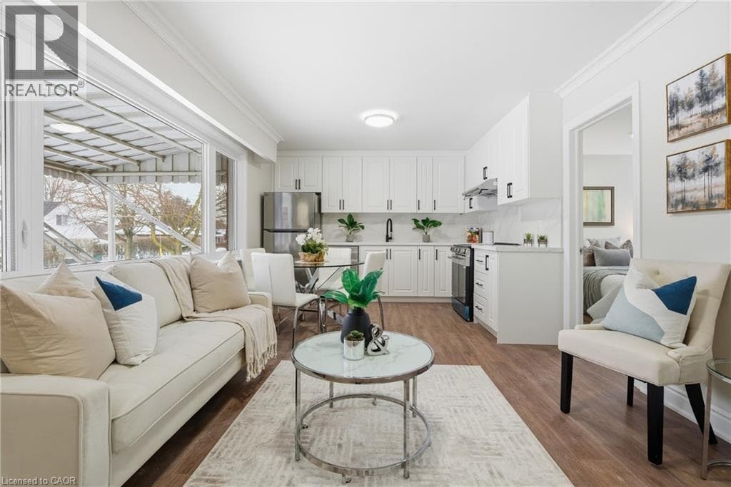 13 RIDGEWOOD AVENUE — photo 3