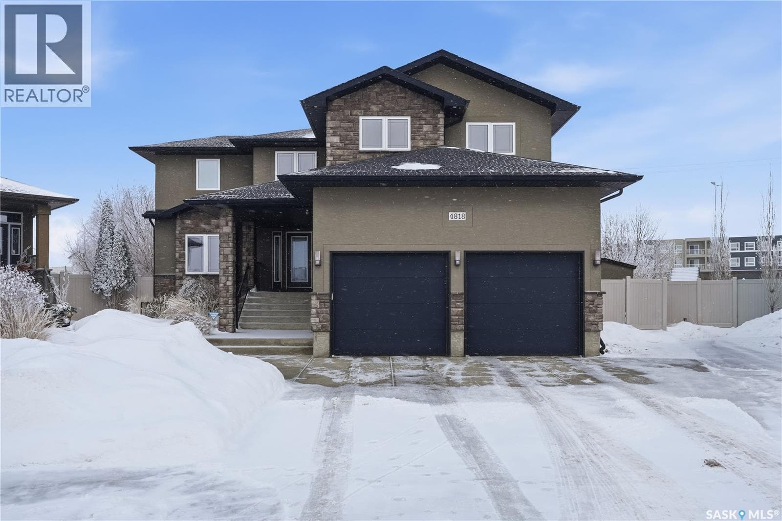 4818 EAST SANDPIPER CRESCENT in The Creeks