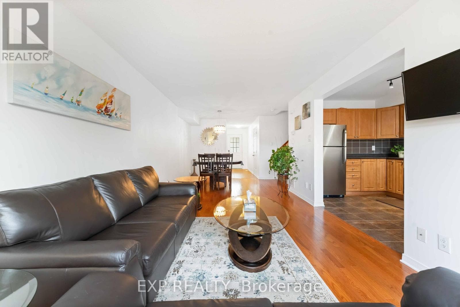 438 HARESFIELD COURT — photo 4